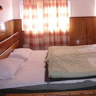 Hotel Meghdoot, Ranikhet 2